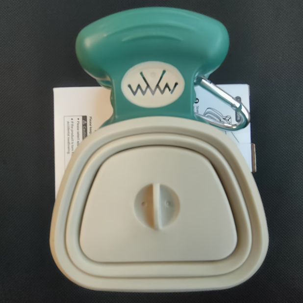 Portable No-Touch Pet Waste Scooper